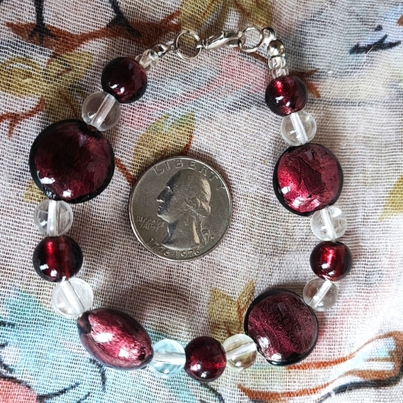 Purple Frosted Foil Glass and Clear Graduated Flat Bead Vintage Bracelet - Picture 4 of 6